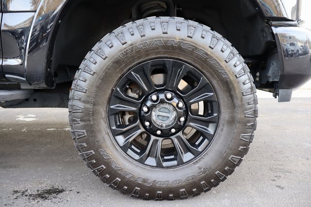 Used 2021 Ford F350 Lariat image 12