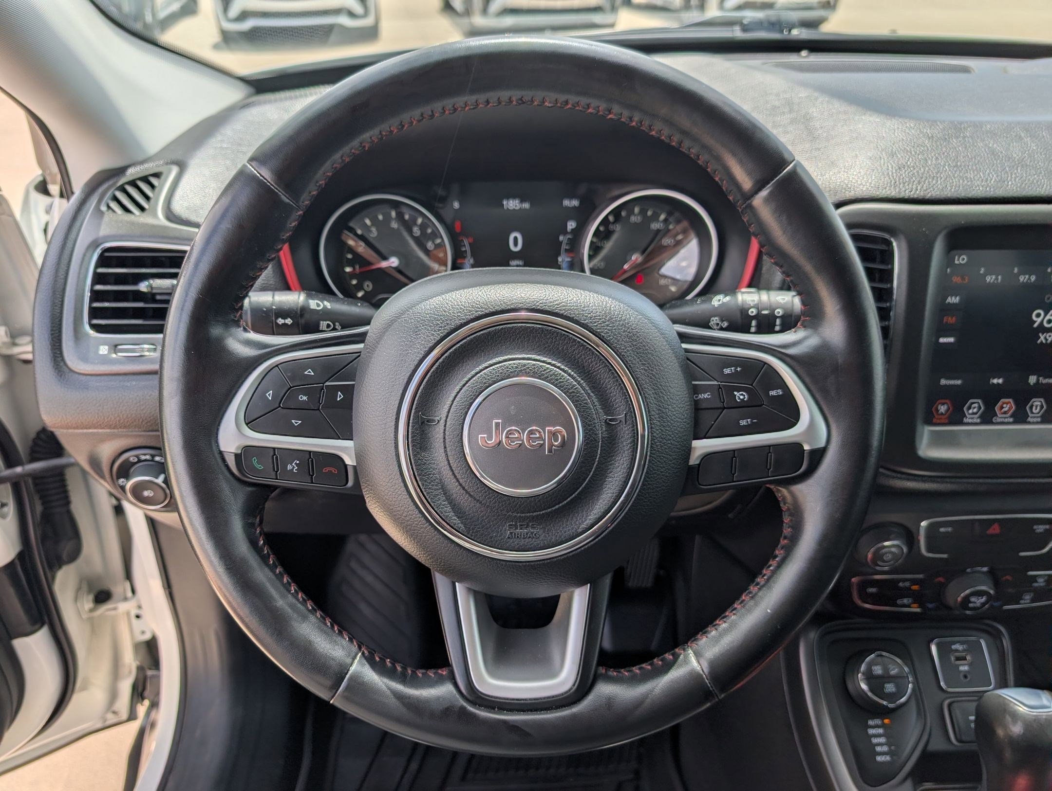 Used 2020 Jeep Compass Trailhawk AWD/4WD image 14
