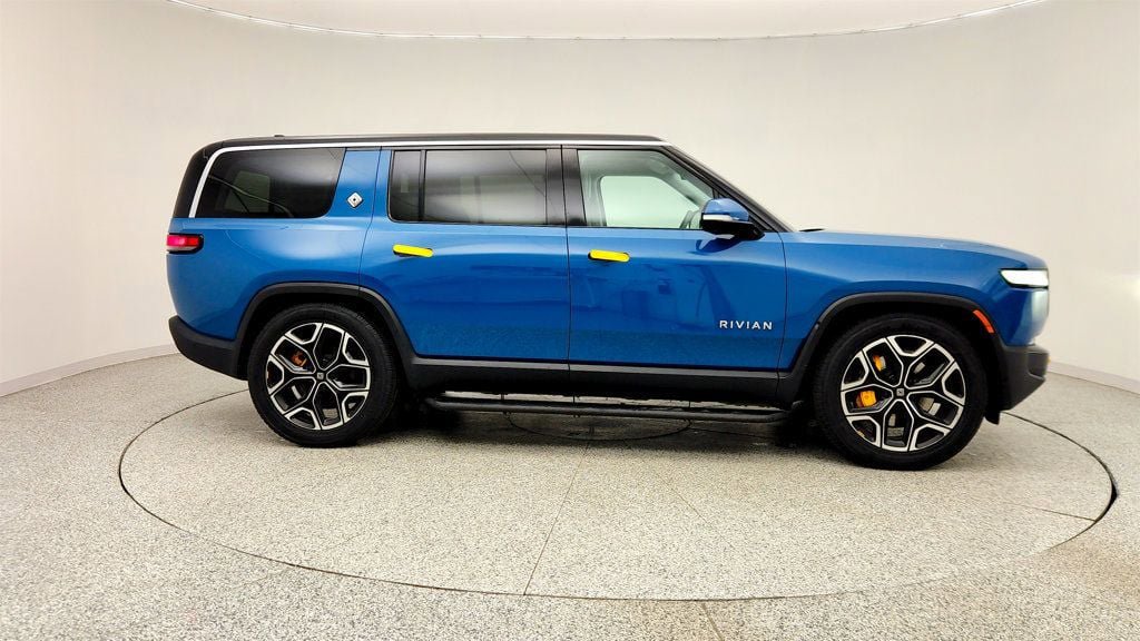 Used 2024 Rivian R1S Adventure AWD/4WD image 4
