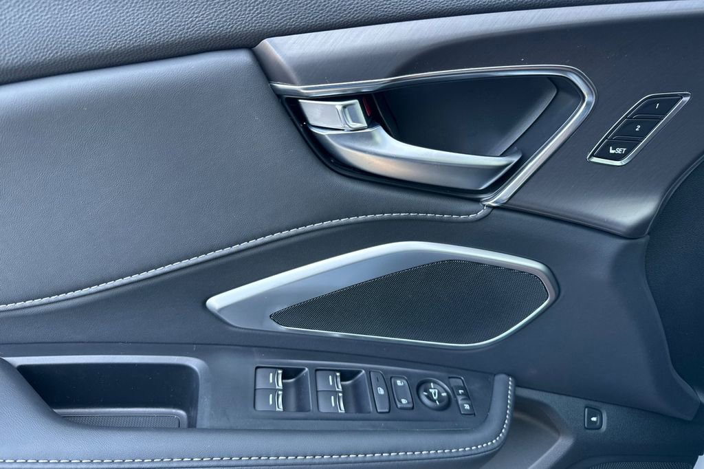 New 2026 Acura RDX SH-AWD image 11