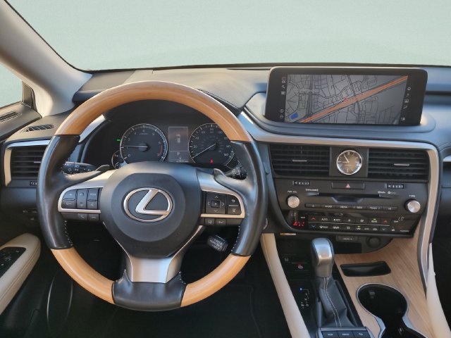 Used 2022 Lexus RX 350L FWD w/ Premium Package image 10