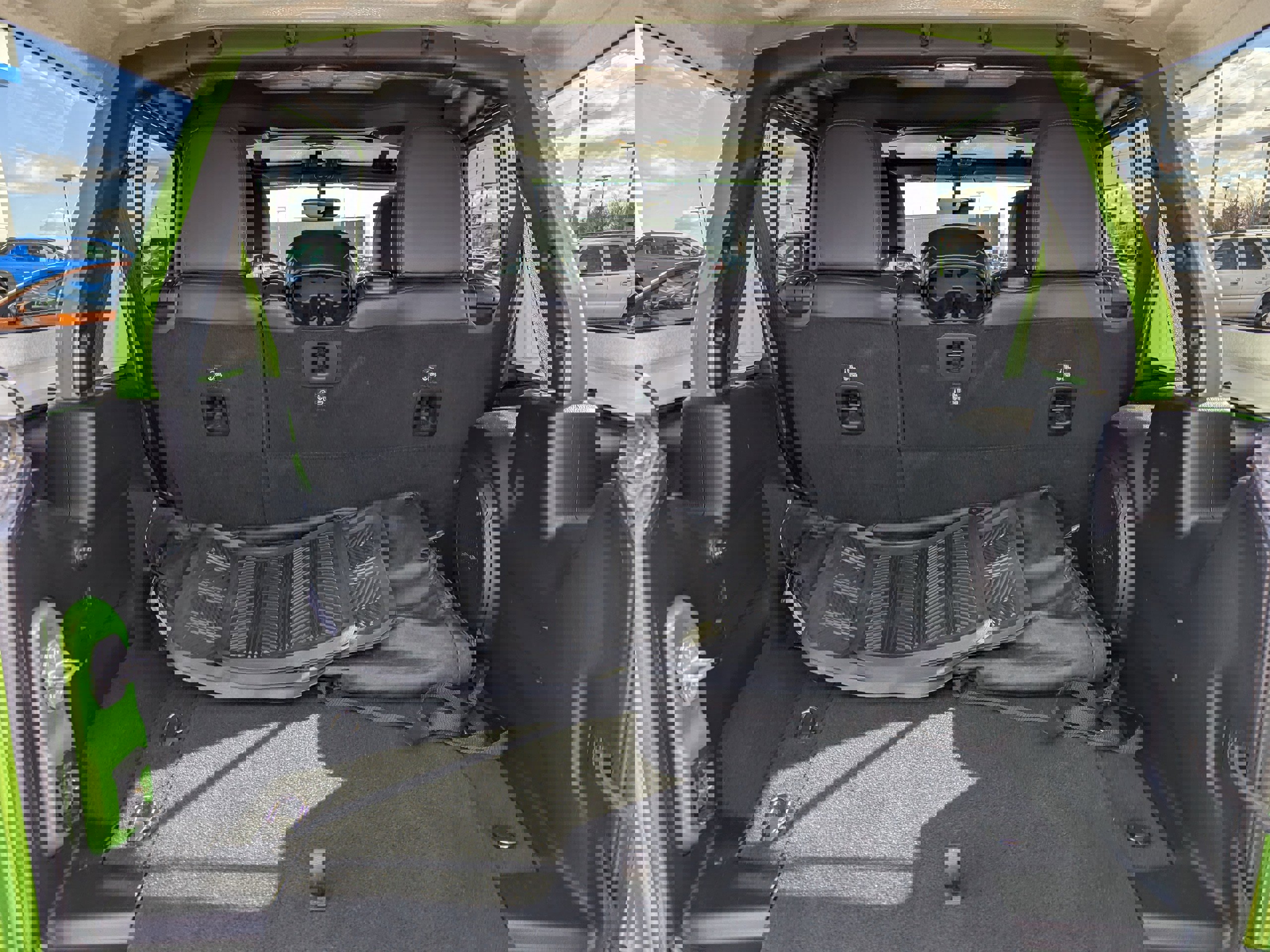 Used 2019 Jeep Wrangler Unlimited Sahara w/ Dual Top Group image 31