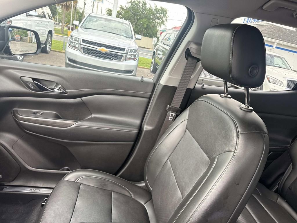 Used 2021 GMC Acadia SLT w/ Elevation Edition FWD image 17