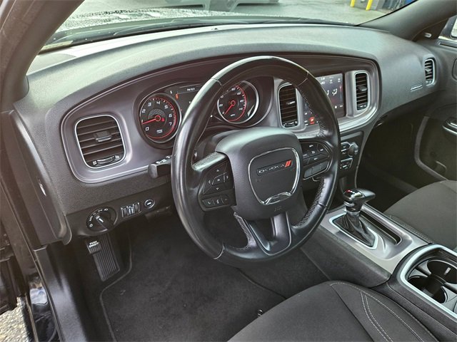 Used 2023 Dodge Charger SXT image 15