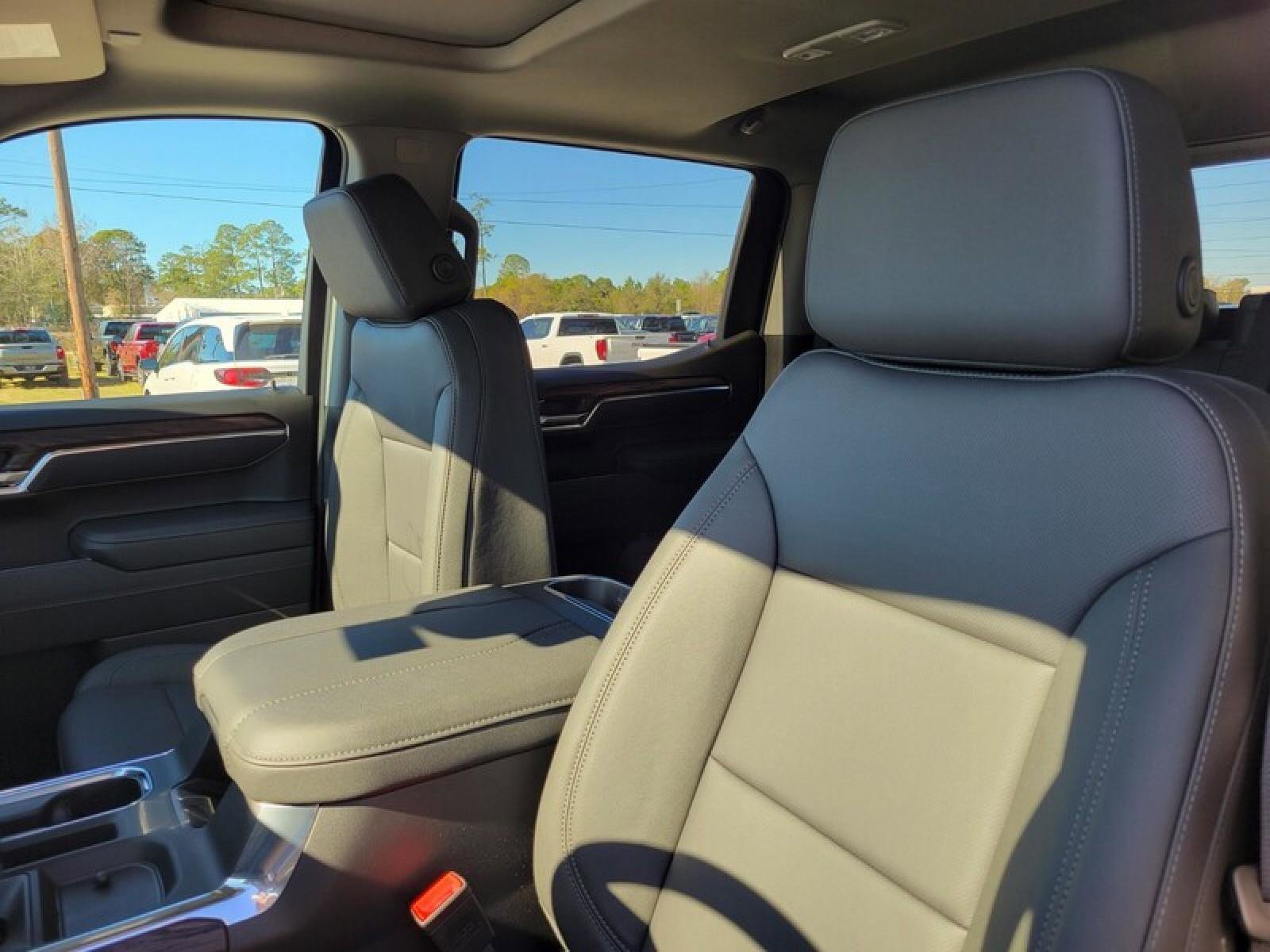 New 2026 GMC Sierra 1500 SLT w/ SLT Premium Plus Package image 12