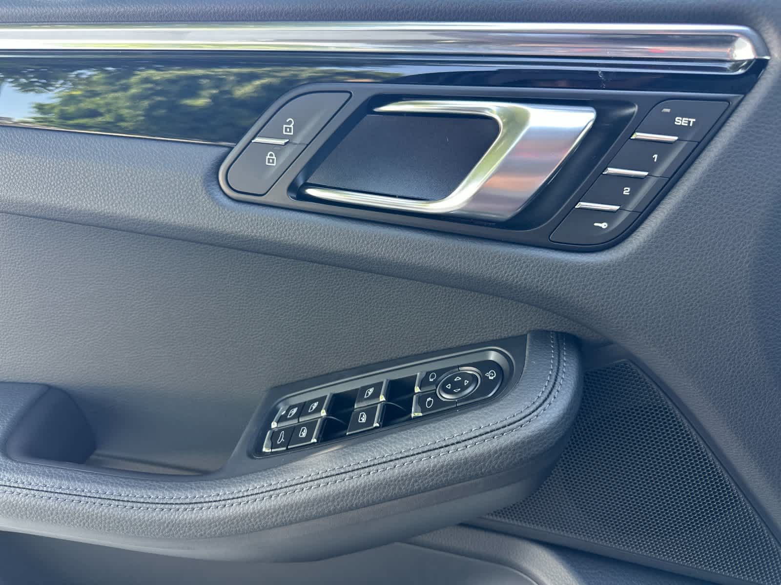 New 2026 Porsche Macan AWD/4WD image 12