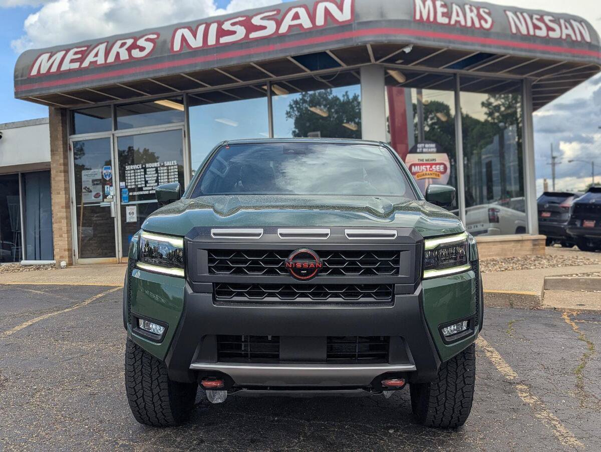 New 2026 Nissan Frontier PRO-4X w/ Pro Premium Package AWD/4WD image 2