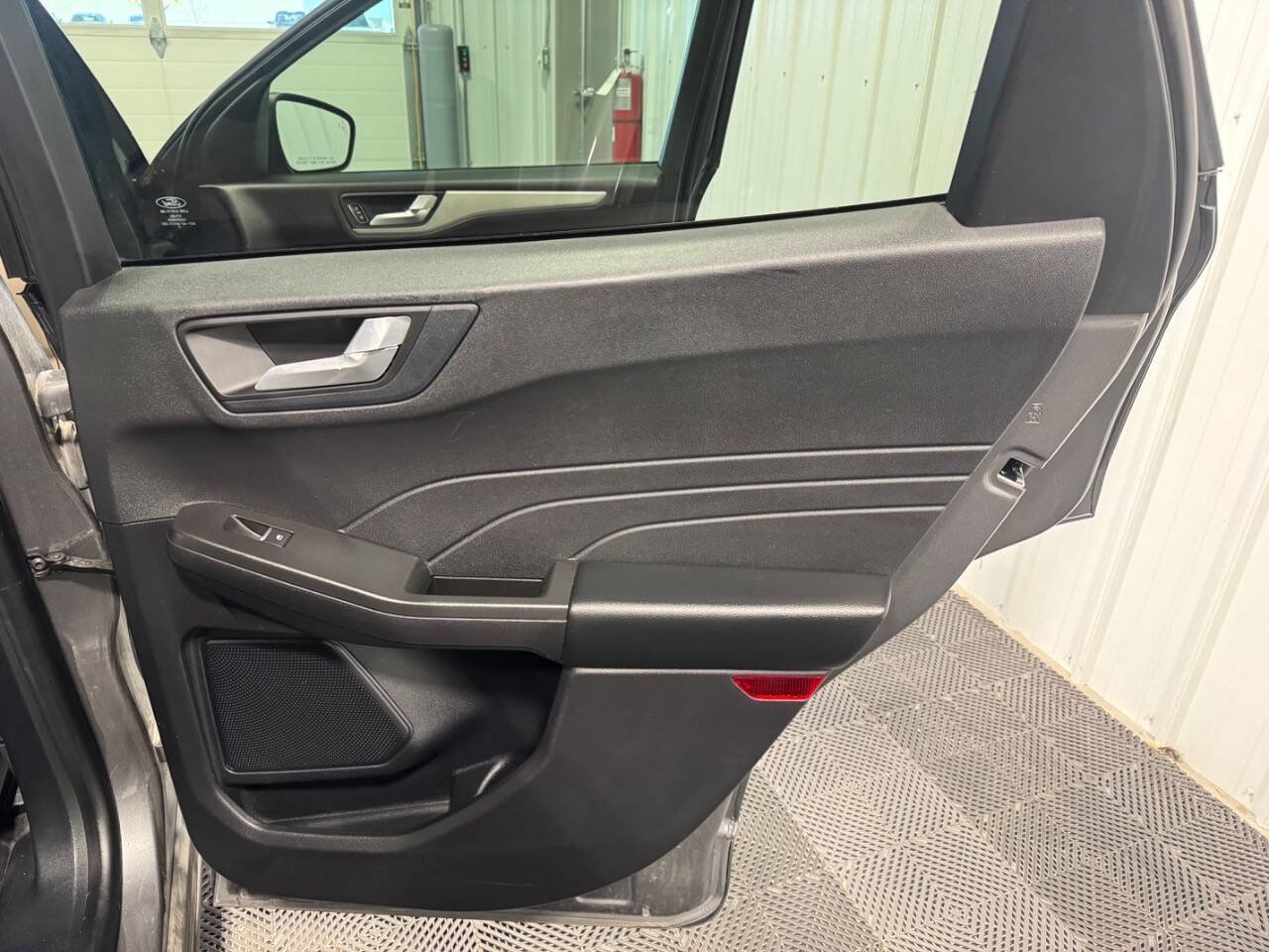 Used 2021 Ford Escape SE AWD/4WD image 21