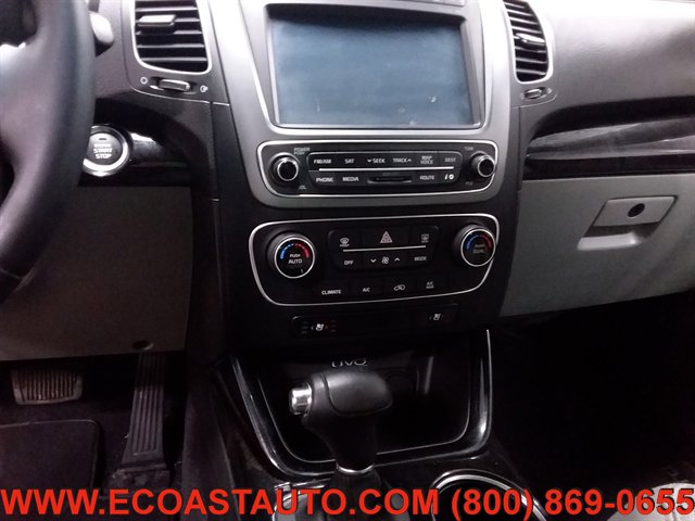 Used 2015 Kia Sorento SX image 12