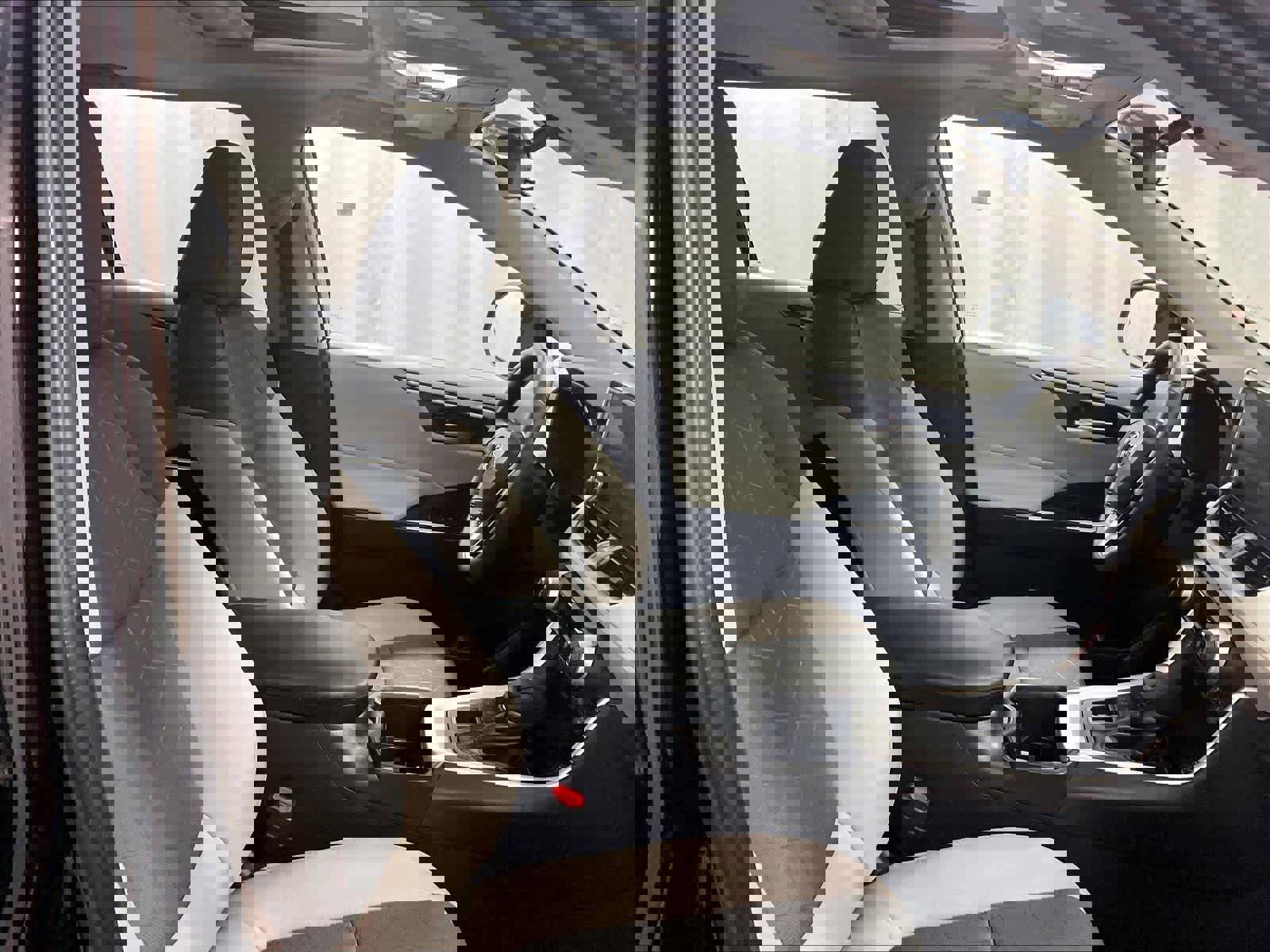 Used 2025 Toyota RAV4 XLE image 11