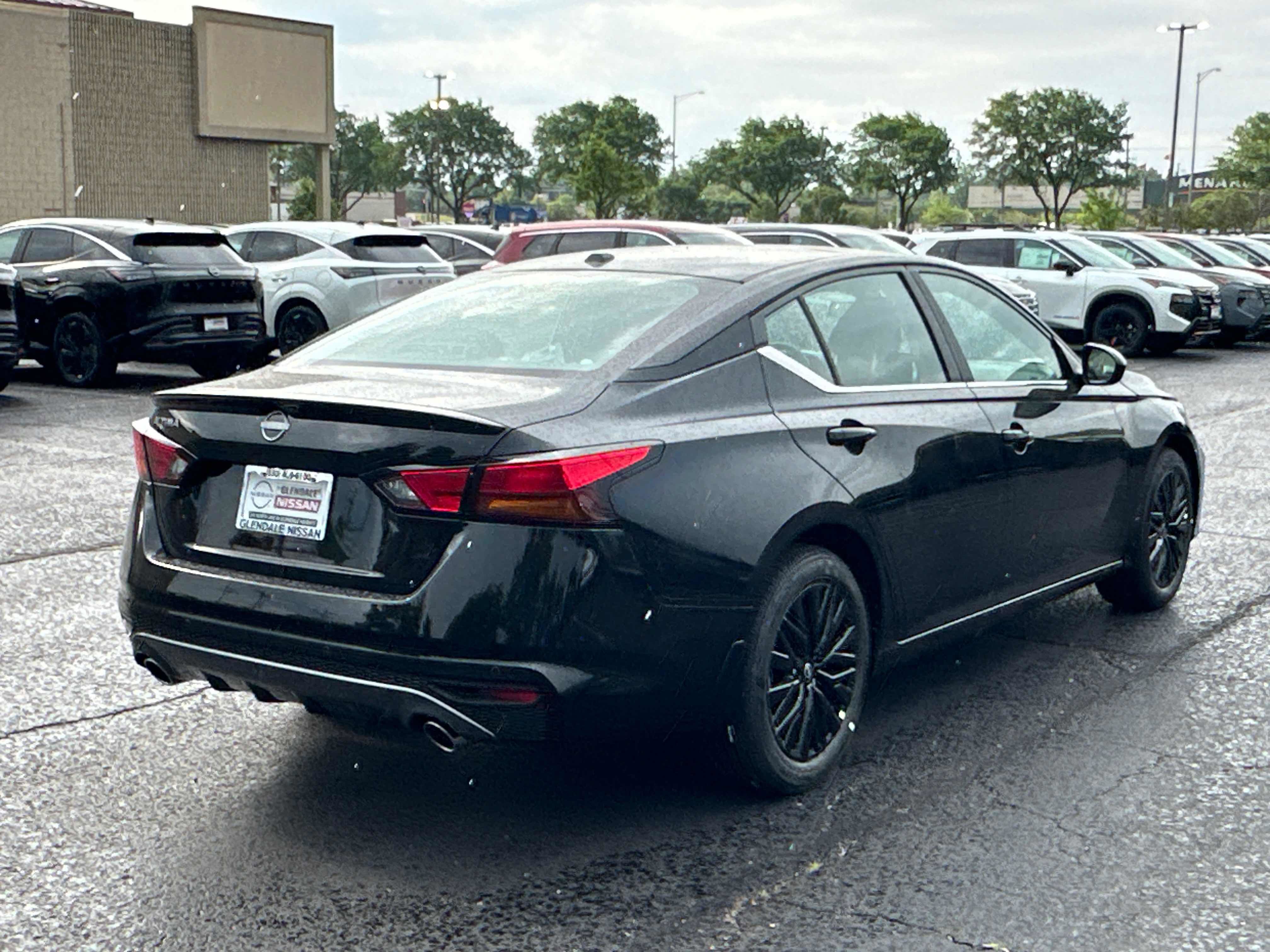 New 2026 Nissan Altima 2.5 SV w/ SV Special Edition Package FWD image 4