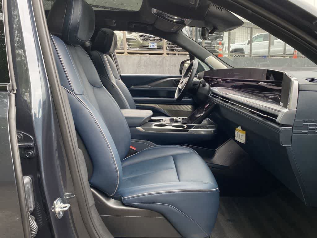 Certified 2026 Cadillac Escalade IQ Sport 2 AWD/4WD image 19