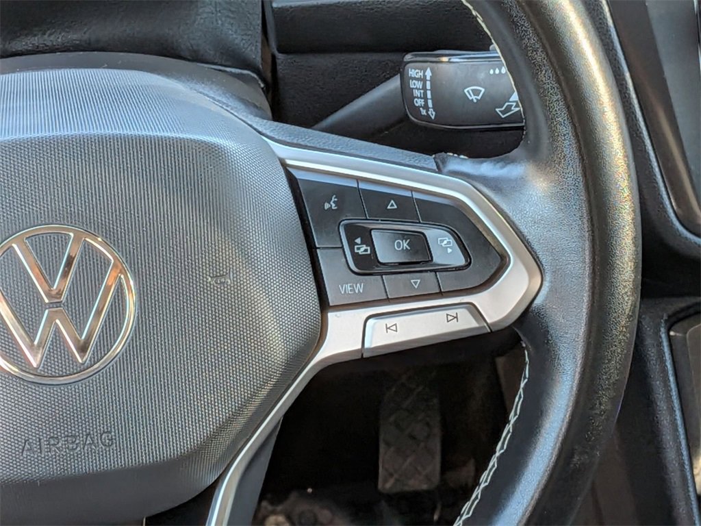 Used 2024 Volkswagen Tiguan SE image 19