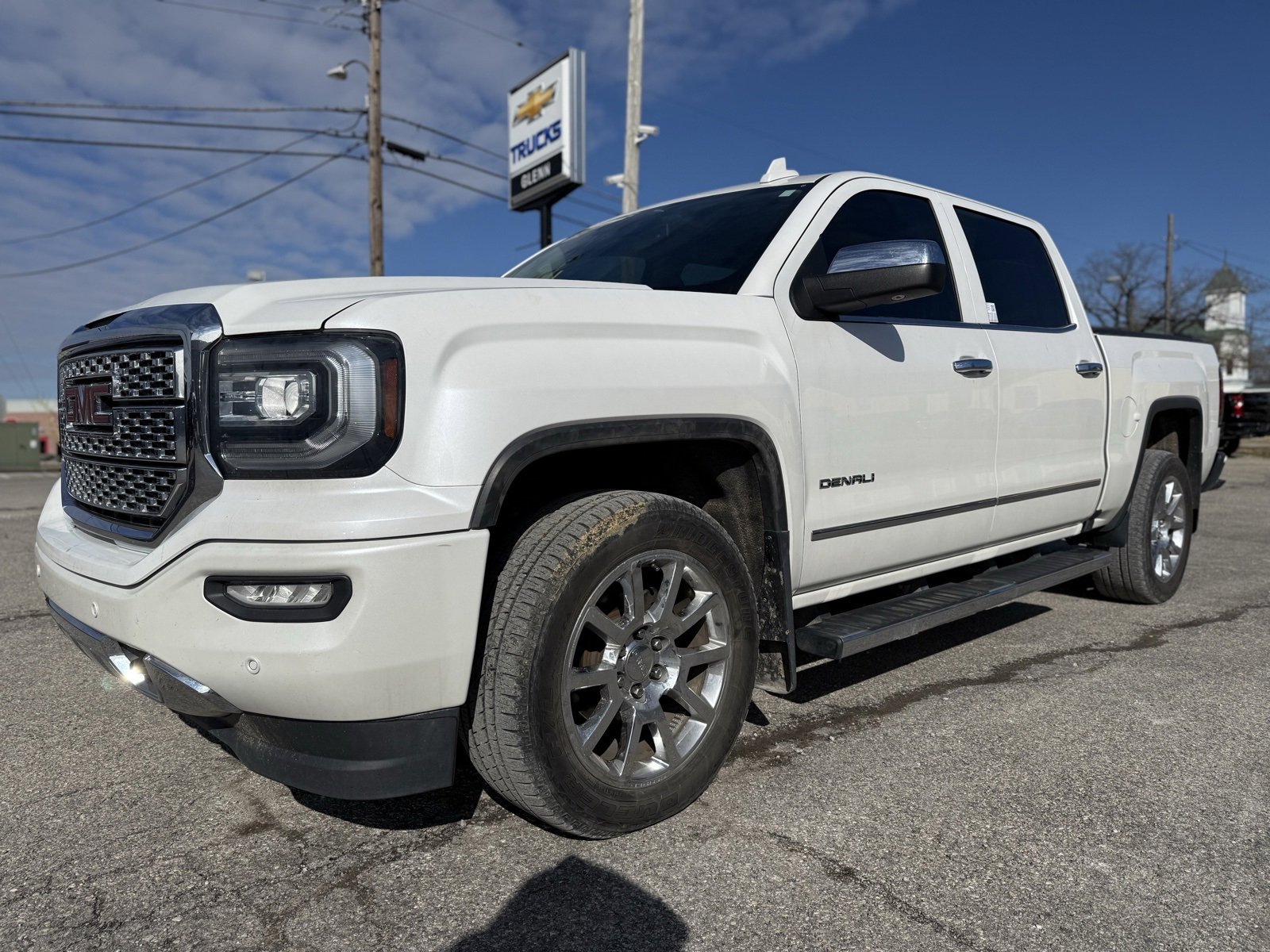 Used 2016 GMC Sierra 1500 Denali w/ Enhanced Driver Alert Package image 2