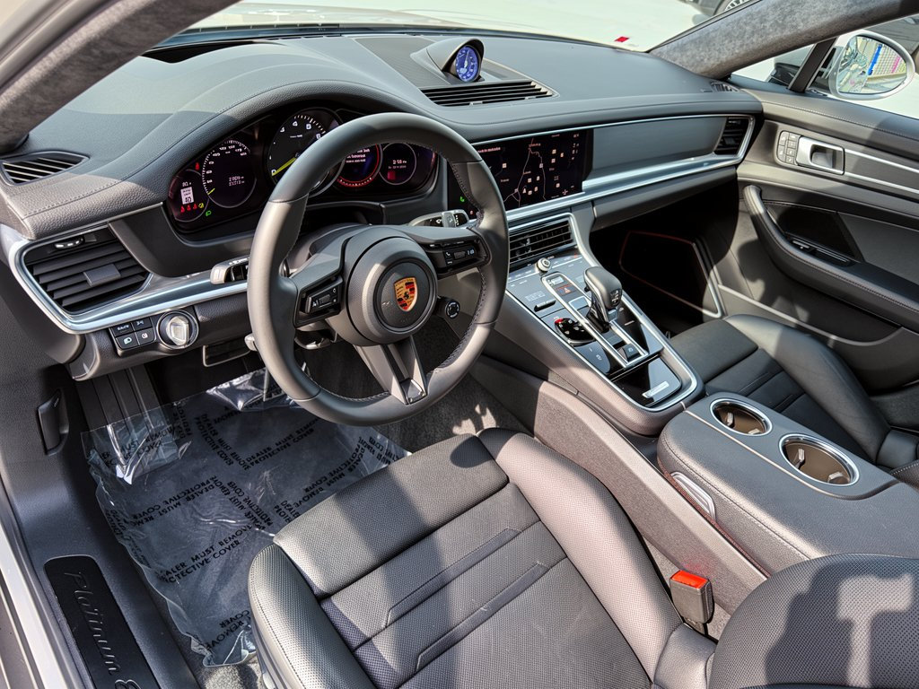 Certified 2023 Porsche Panamera 4 AWD/4WD image 4