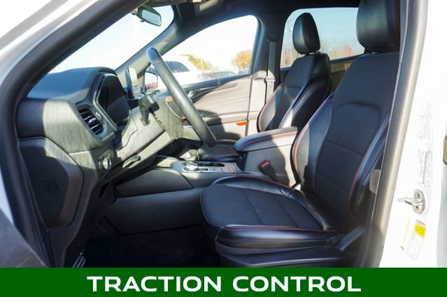 Used 2023 Ford Escape ST-Line image 13