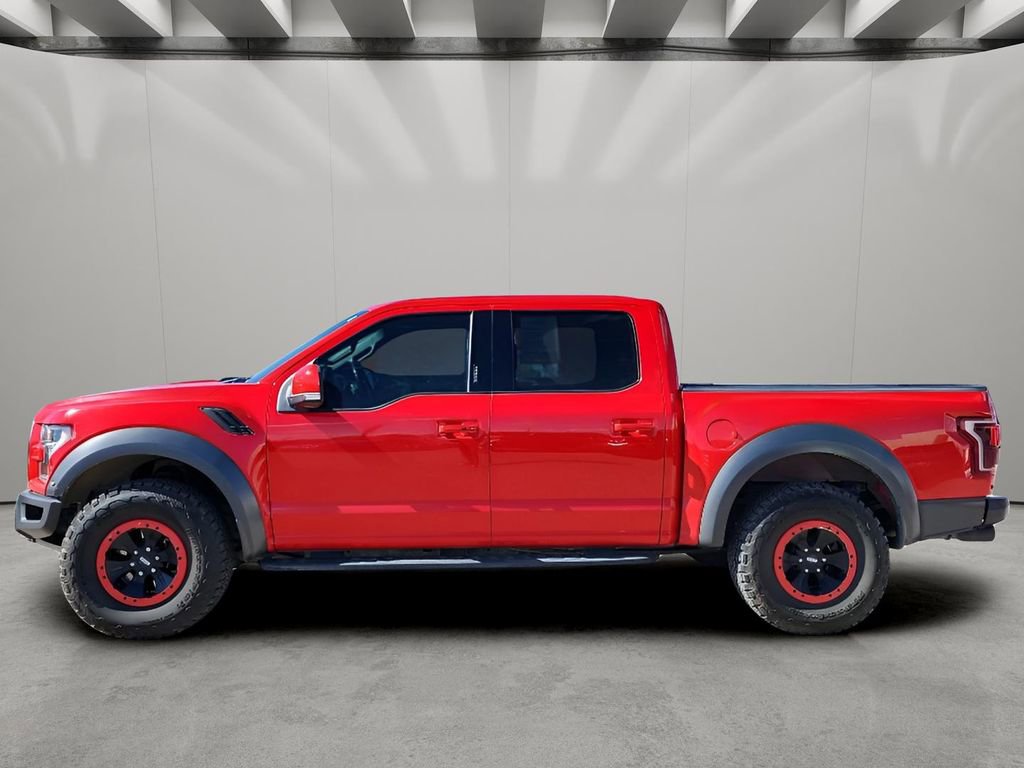 Used 2018 Ford F150 Raptor w/ Equipment Group 802A Luxury image 4