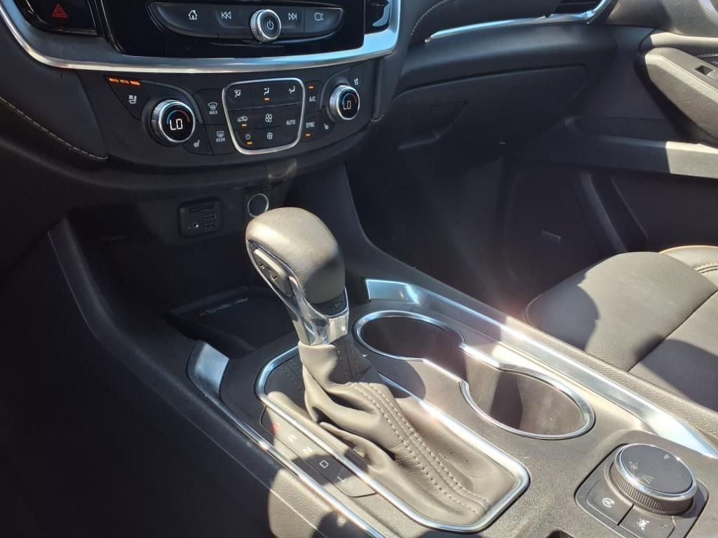 Used 2022 Chevrolet Traverse Premier image 10