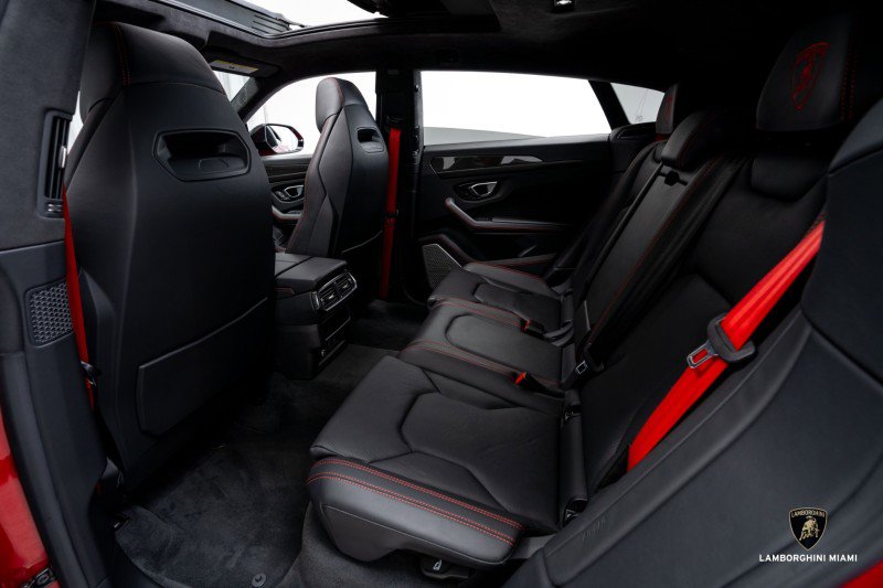 Used 2023 Lamborghini Urus S image 49