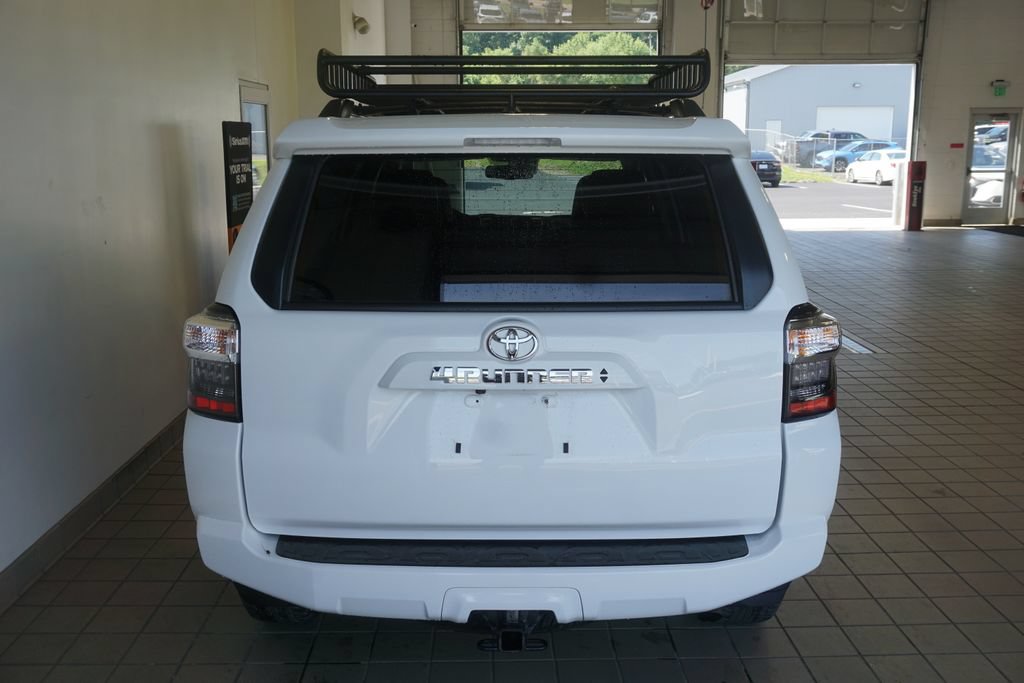 Certified 2024 Toyota 4Runner SR5 Premium w/ 4Runner Black Package (TMS) AWD/4WD image 17