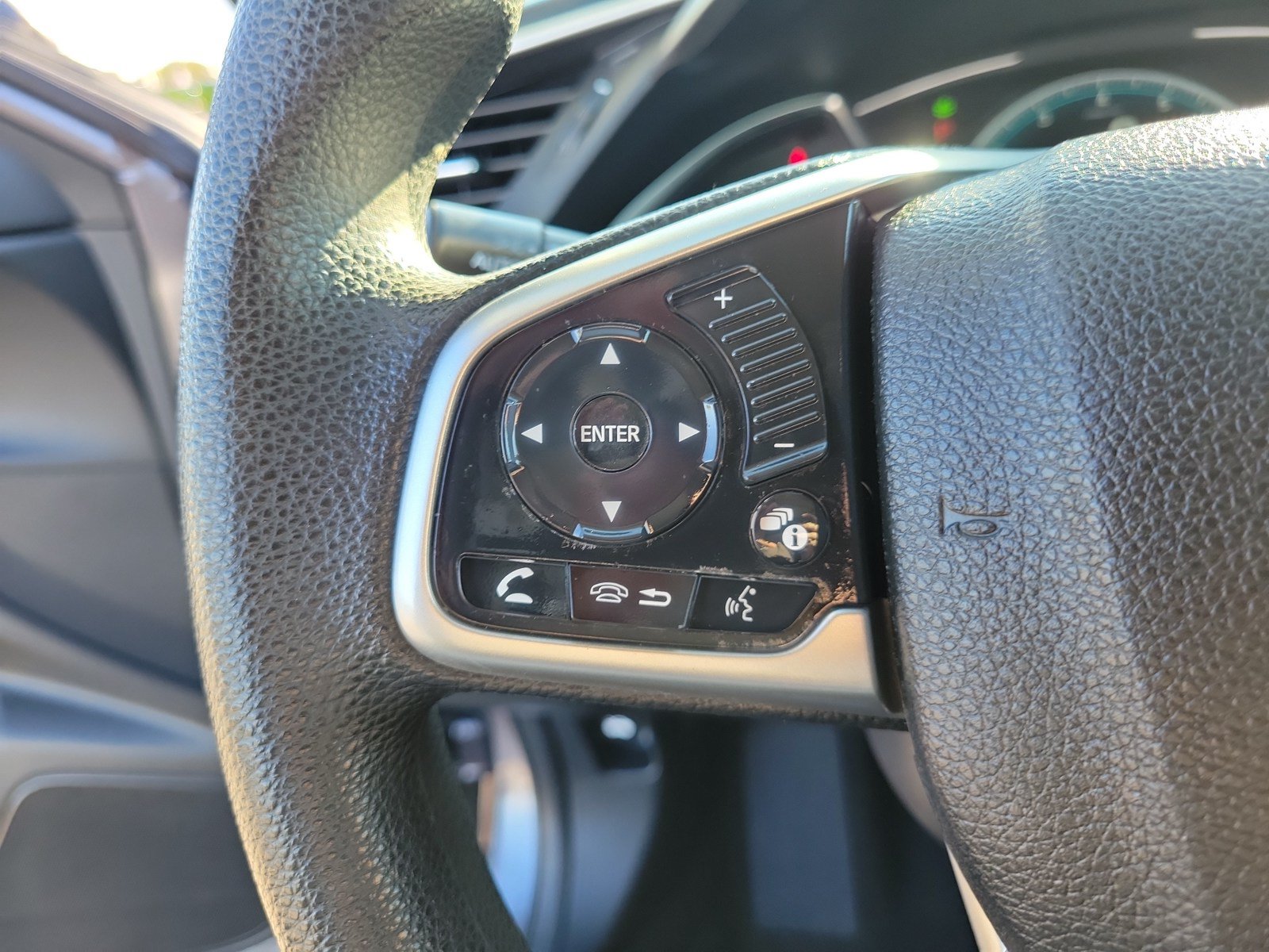 Used 2017 Honda Civic EX image 18