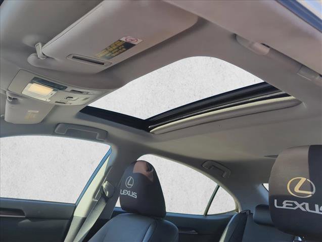 Used 2018 Lexus ES 350 w/ Premier Package image 22