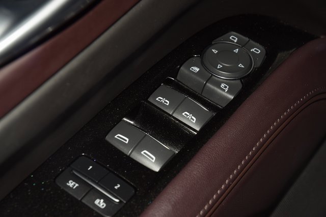 Used 2023 Cadillac Escalade Sport Platinum w/ LPO, ONYX Package image 48