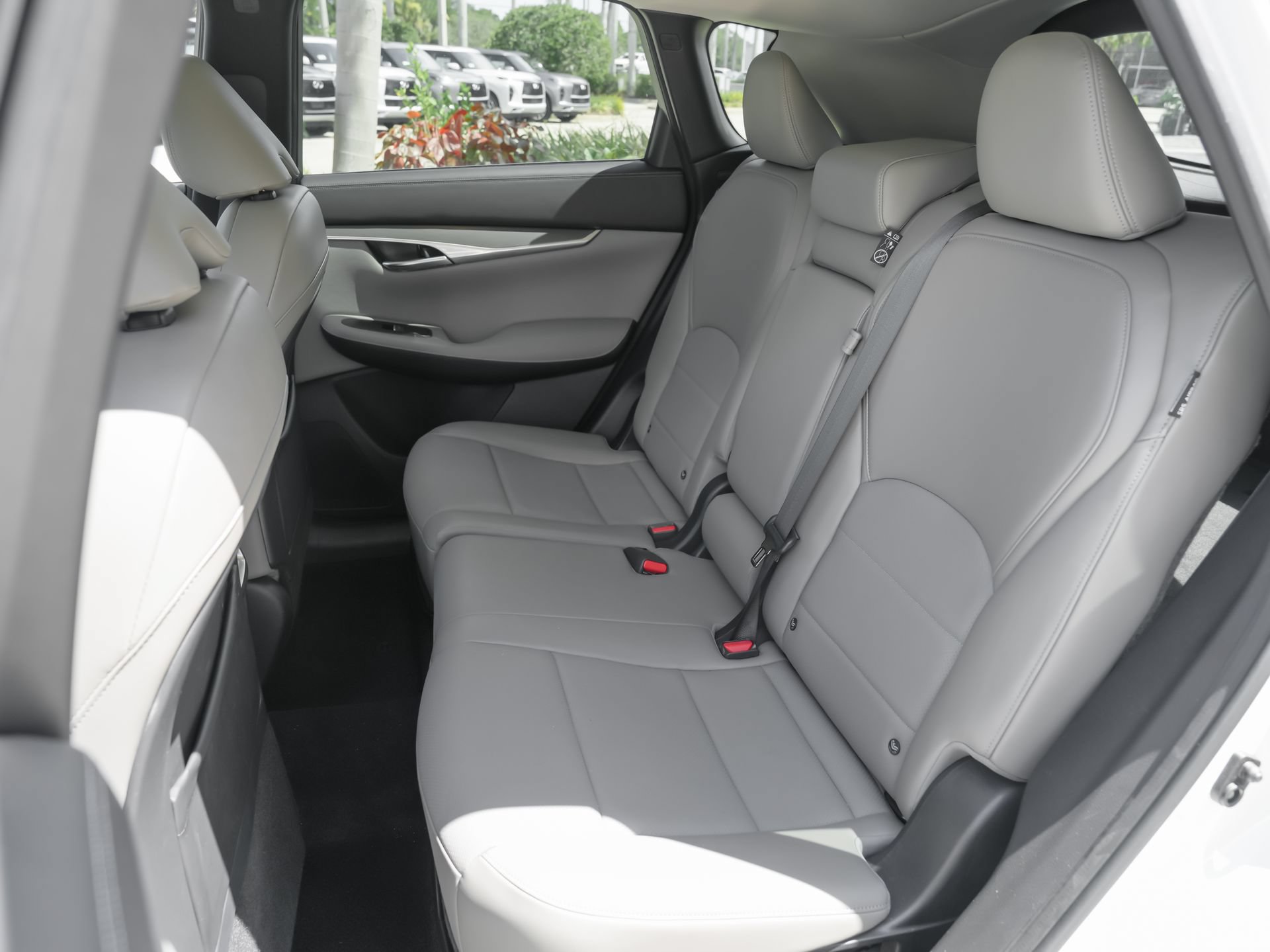 Used 2023 INFINITI QX50 Luxe FWD image 19