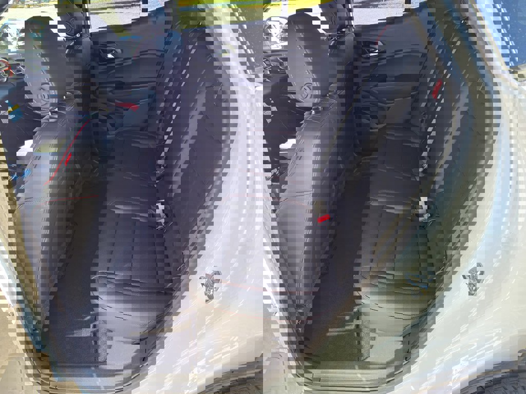 New 2026 Chevrolet Trax RS w/ Sunroof Package image 18