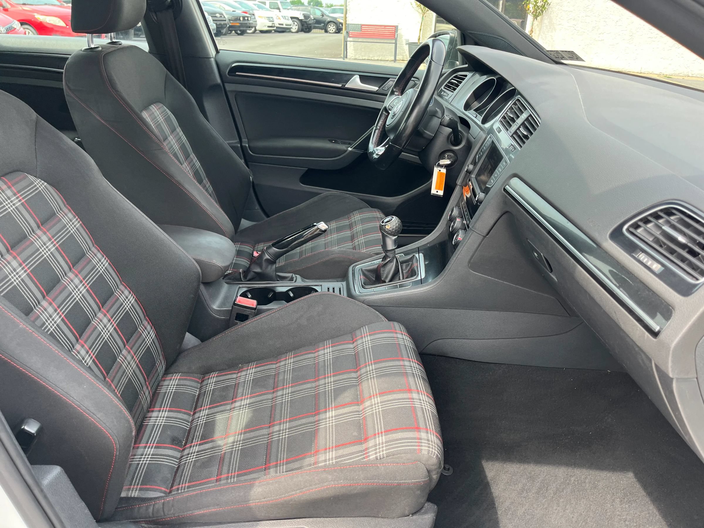 Used 2016 Volkswagen GTI S FWD image 11