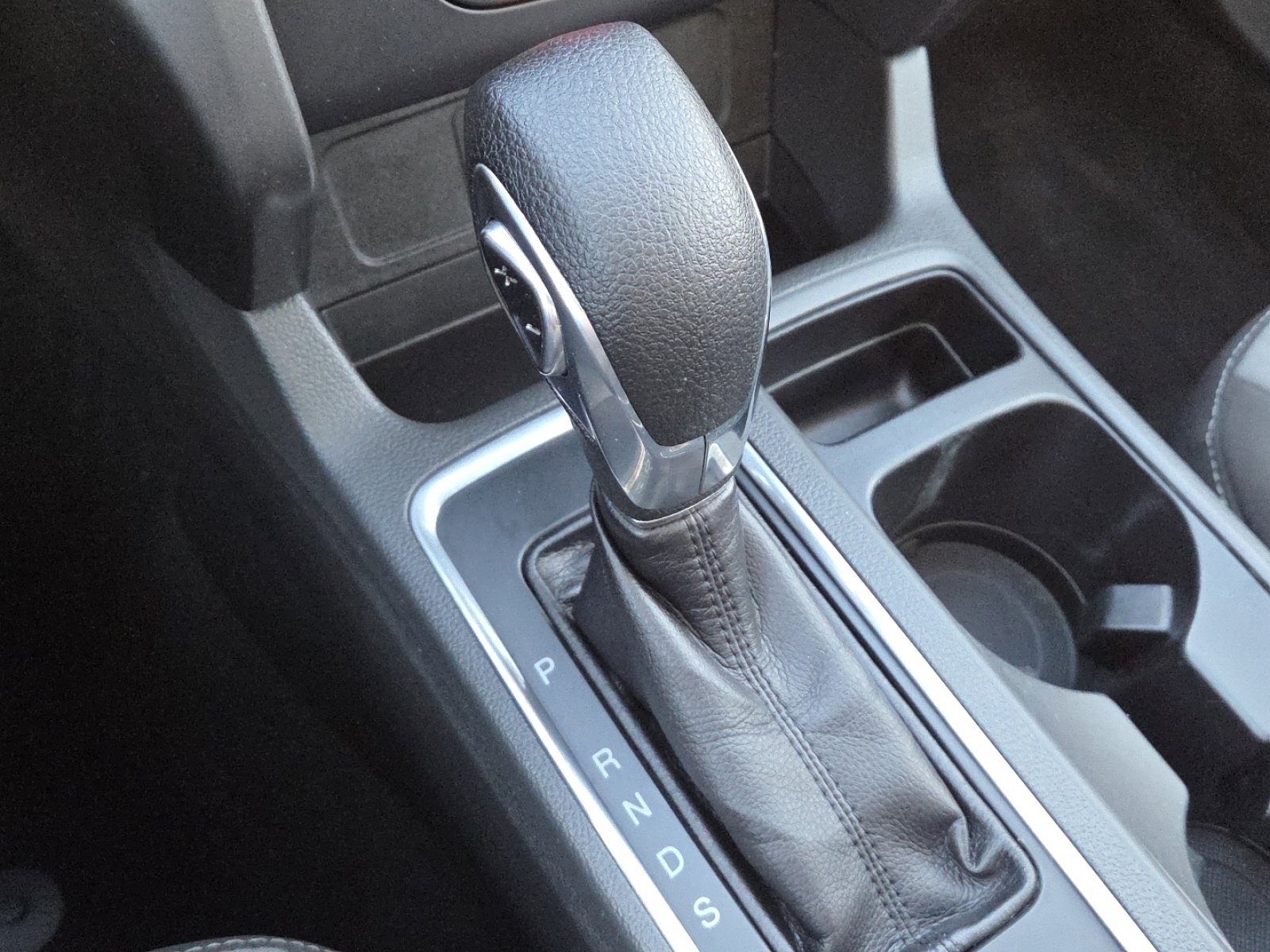 Used 2018 Ford Escape SE image 31