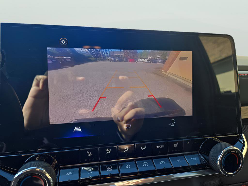 Used 2024 Chevrolet Colorado Z71 w/ Z71 Convenience Package 2 image 34