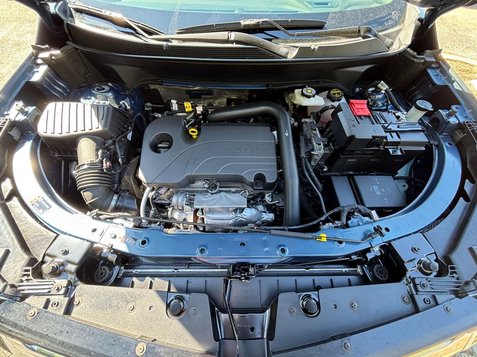 Used 2025 Chevrolet Equinox LT FWD image 33