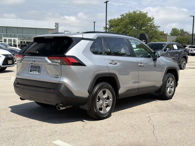 Used 2023 Toyota RAV4 XLE w/ Convenience Package AWD/4WD image 5
