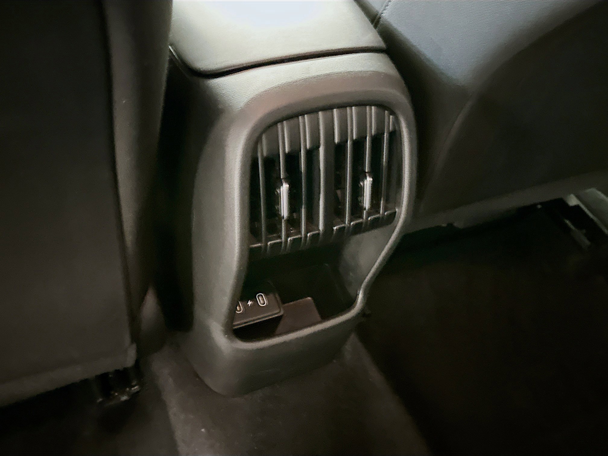 Used 2025 Hyundai Kona SEL image 27