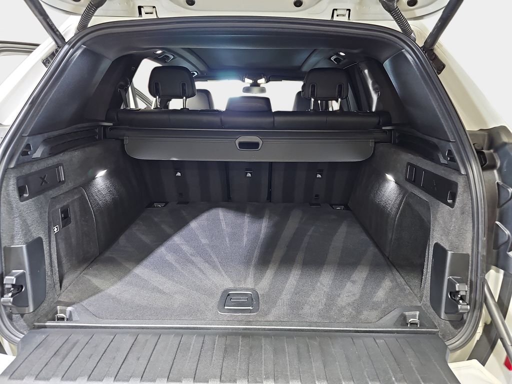 Used 2022 BMW X5 xDrive40i w/ M Sport Package AWD/4WD image 14