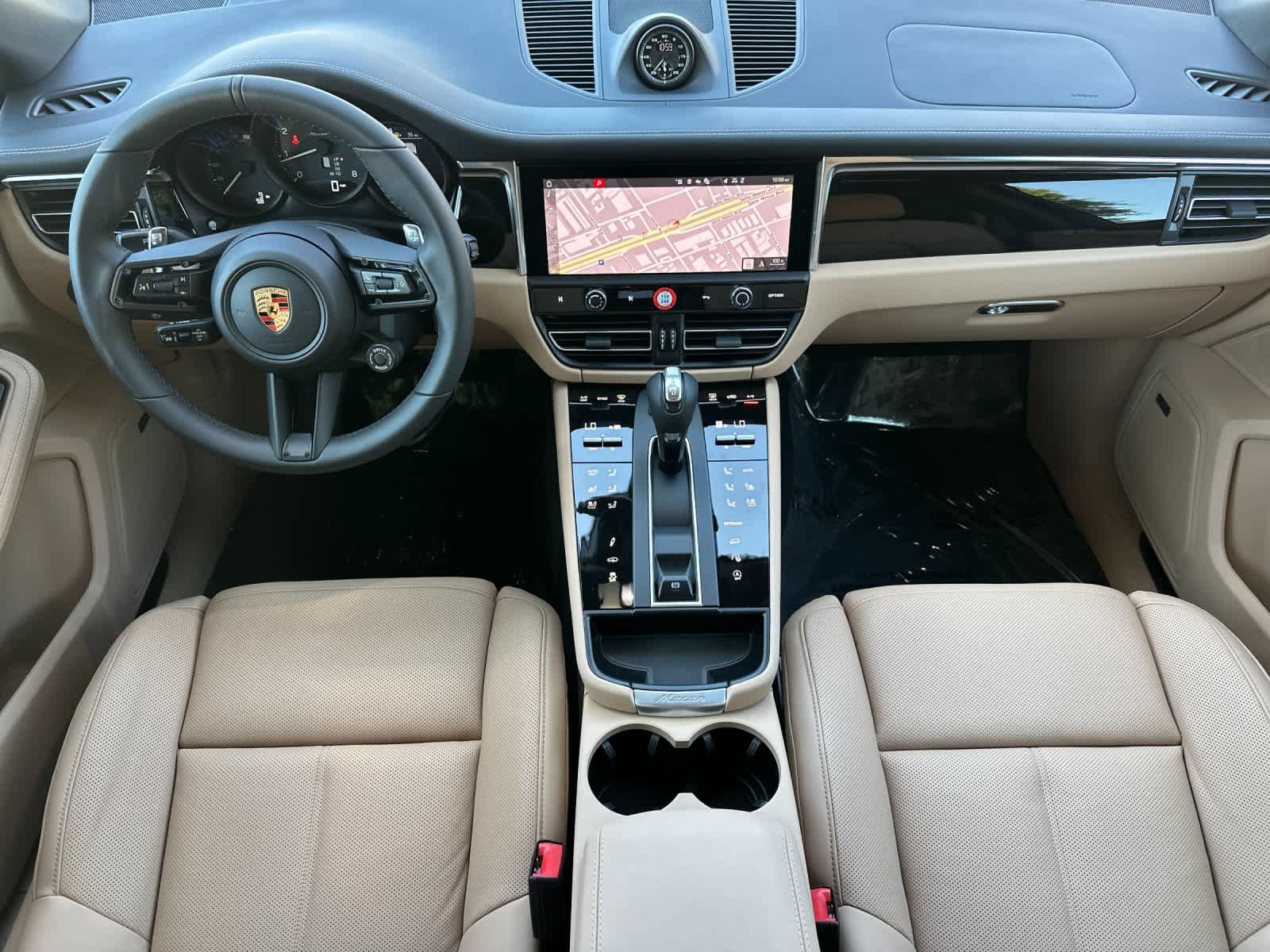 New 2026 Porsche Macan AWD/4WD image 6