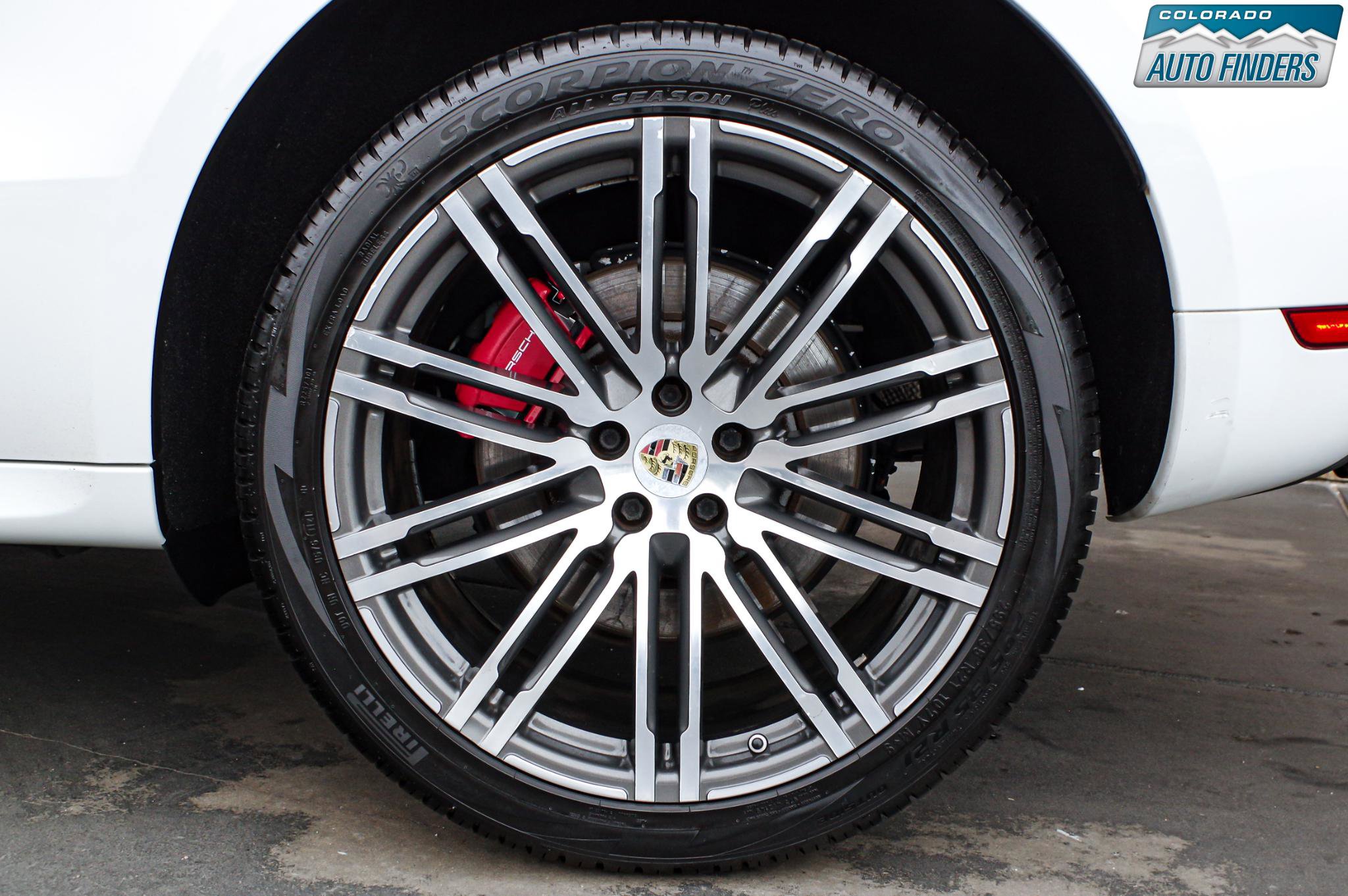 Used 2015 Porsche Macan Turbo image 27