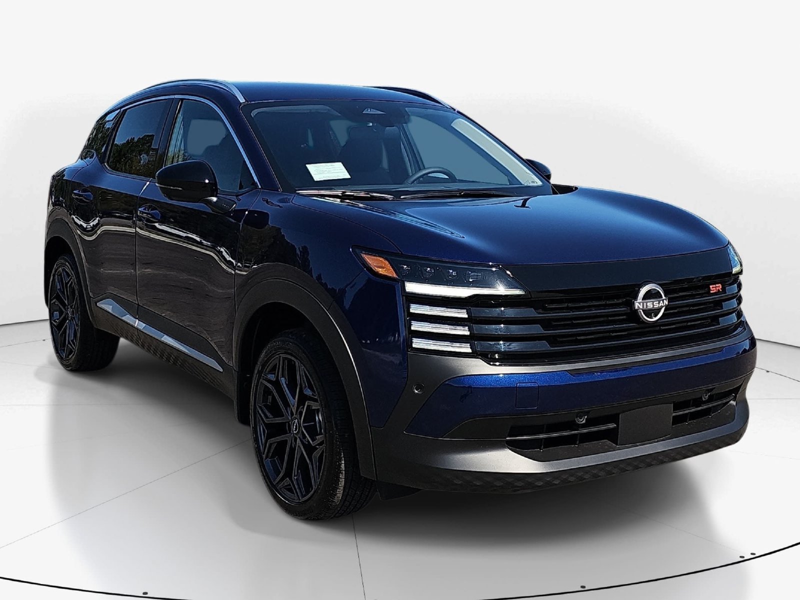 New 2027 Nissan Kicks SR FWD image 3