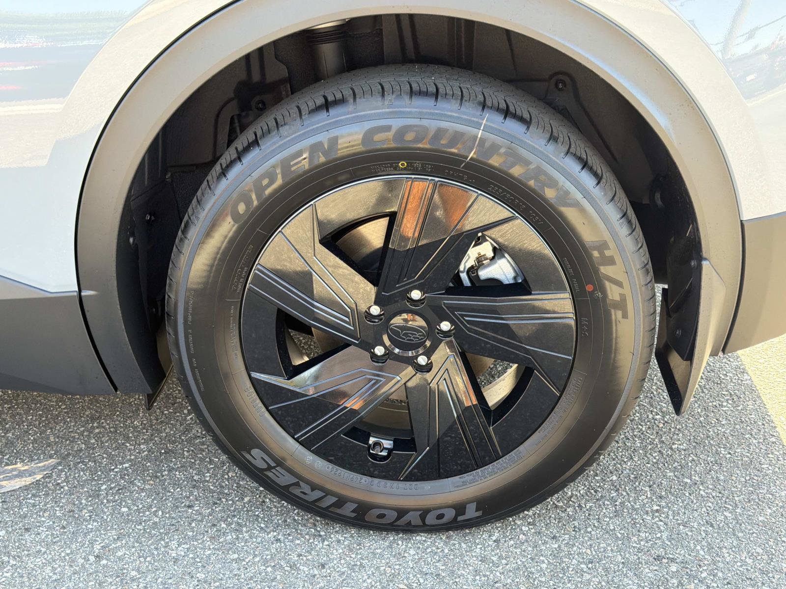 New 2026 Subaru Uncharted Premium FWD image 7