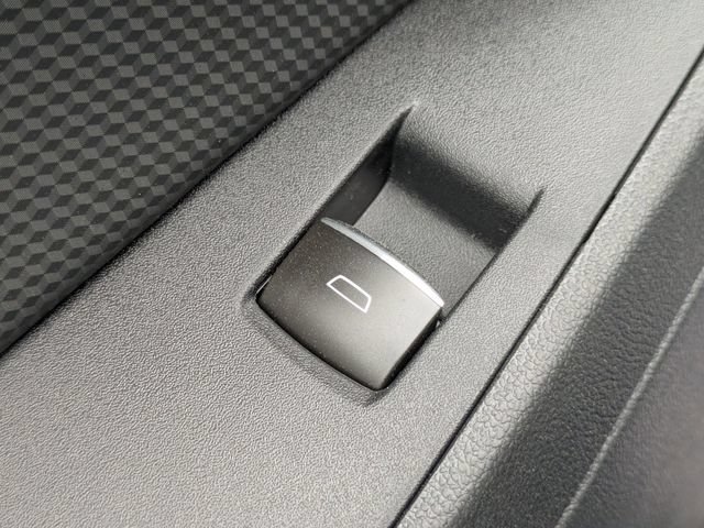 New 2026 Chevrolet Equinox RS w/ Convenience Package III FWD image 27