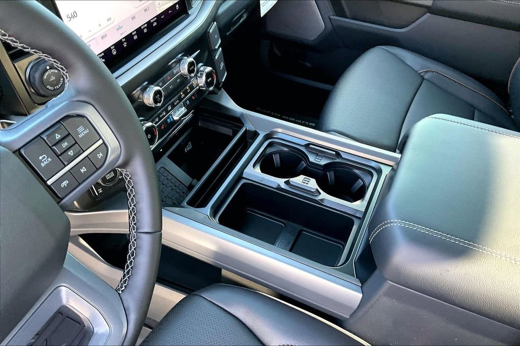 New 2026 Ford F250 Lariat w/ Lariat Premium Package image 7