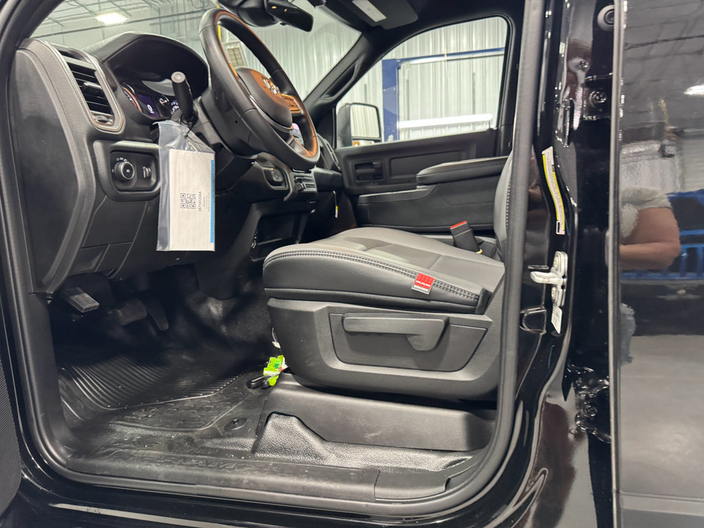 New 2025 RAM 4500 Tradesman AWD/4WD image 3