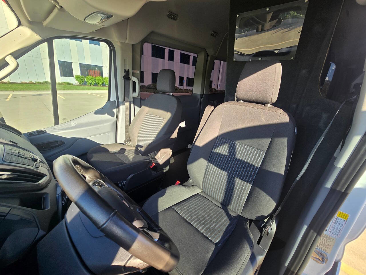 Used 2017 Ford Transit 150 XLT RWD image 10