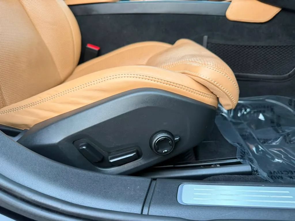 Used 2017 Volvo S90 T6 Inscription w/ Vision Package AWD/4WD image 31
