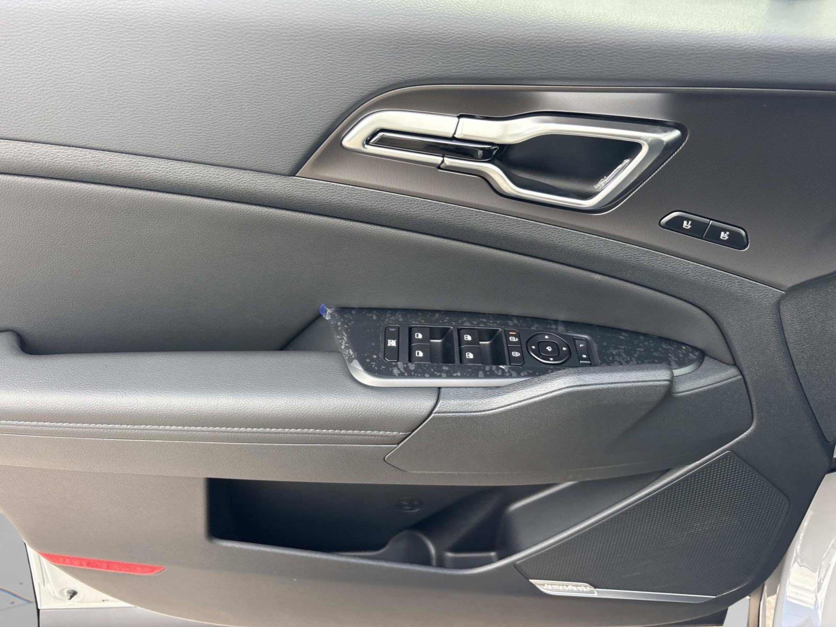 New 2027 Kia Sportage SX FWD image 17