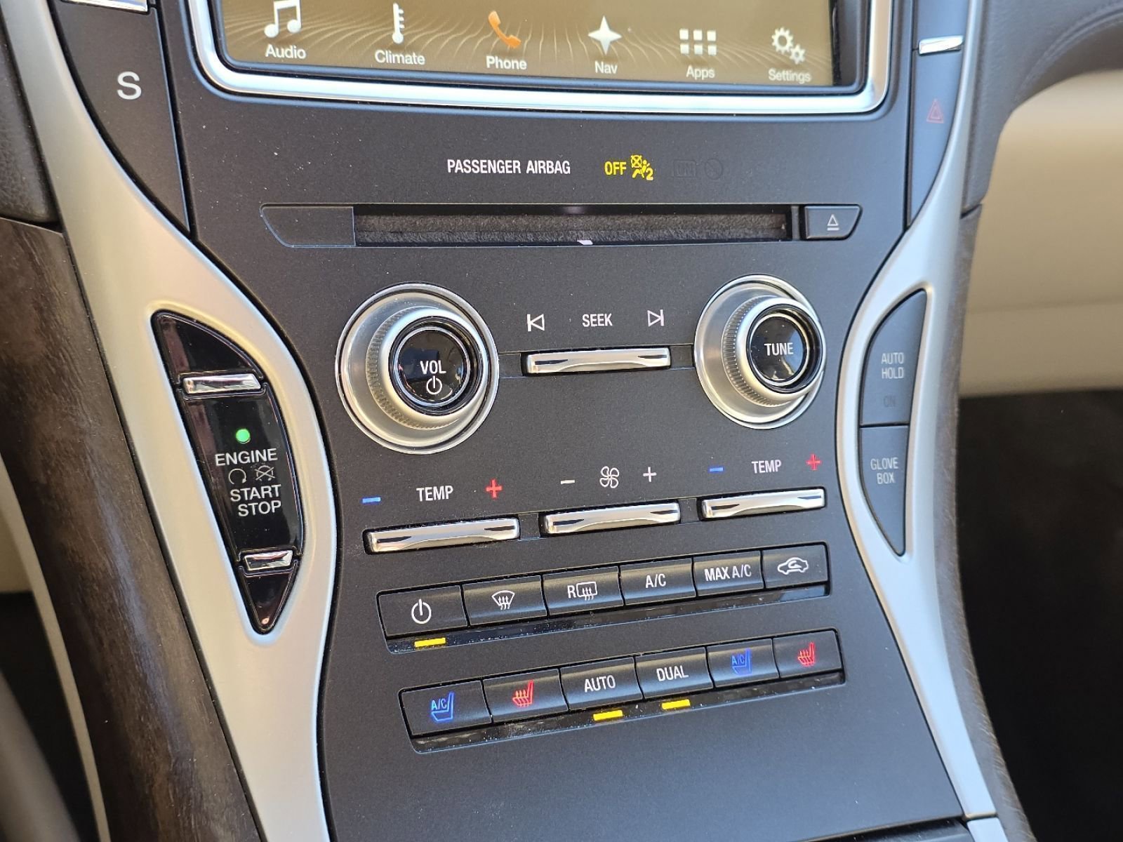 Used 2017 Lincoln MKX Reserve w/ Enhanced Security Package image 7