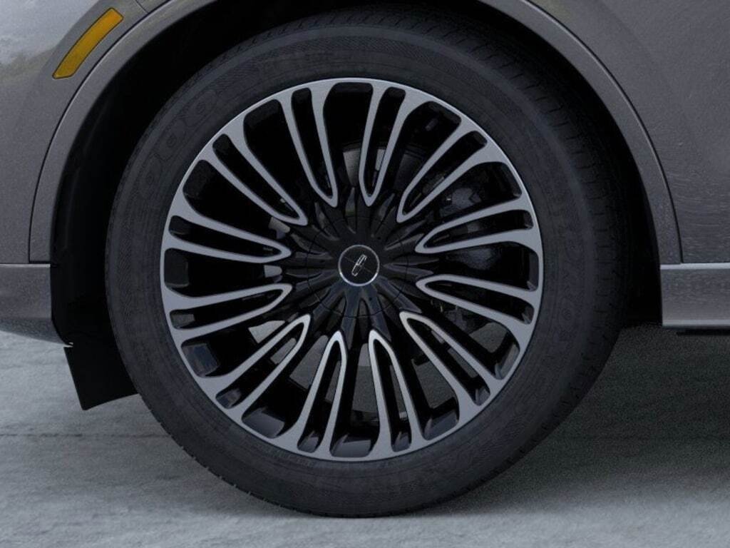 New 2025 Lincoln Aviator Black Label image 41