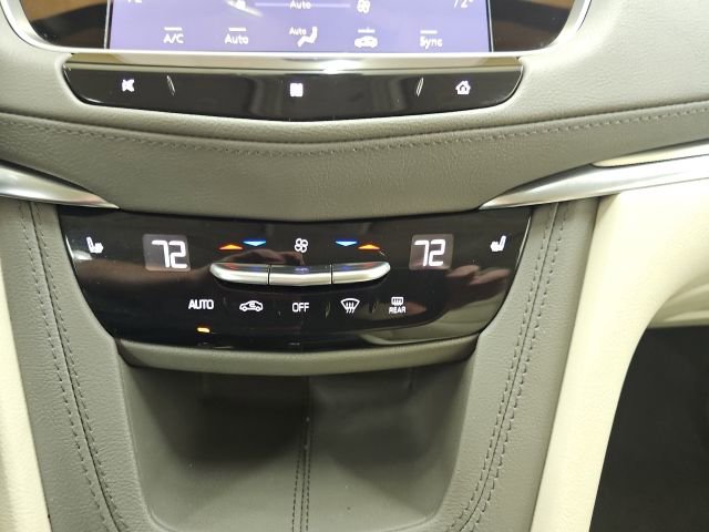 Used 2021 Cadillac XT5 Premium Luxury AWD/4WD image 7