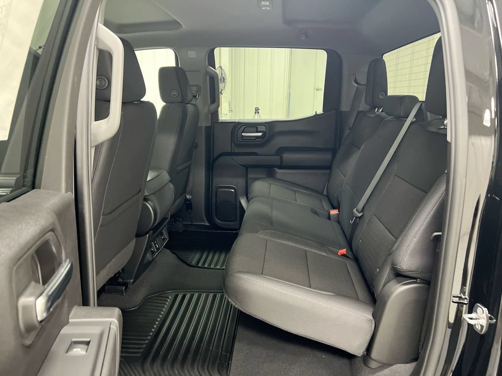 Used 2024 Chevrolet Silverado 1500 Custom w/ Turbomax Blackout Package AWD/4WD image 22
